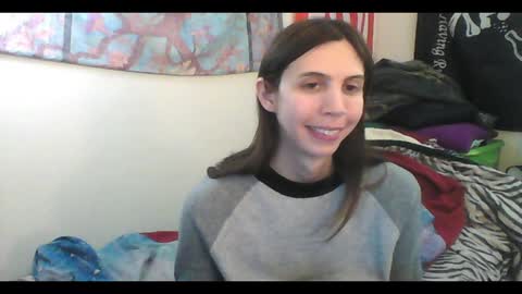 Snapshot of totalfuckingadorable chatting on 01-22-25, 05:59 Luna online show from 01-22-25, 05:59