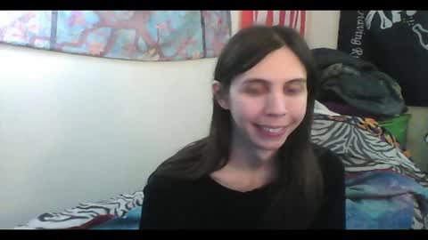 Snapshot of totalfuckingadorable chatting on 01-25-25, 04:13 Luna online show from 01-25-25, 04:13