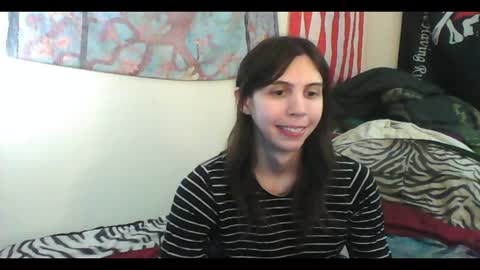Snapshot of totalfuckingadorable chatting on 02-07-25, 06:24 Luna online show from 02-07-25, 06:24