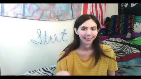 Snapshot of totalfuckingadorable chatting on 09-30-25, 04:17 Luna online show from 09-30-25, 04:17