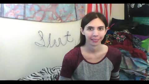 Snapshot of totalfuckingadorable chatting on 10-01-25, 03:01 Luna online show from 10-01-25, 03:01