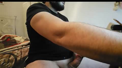 Snapshot of totalum chatting on 11-16-25, 03:28 totalum online show from 11-16-25, 03:28