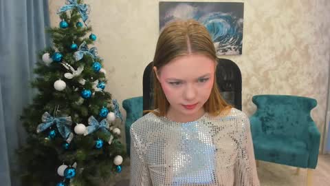 Snapshot of touch_the_heart chatting on 12-27-24, 12:12 Touch The Heart online show from 12-27-24, 12:12