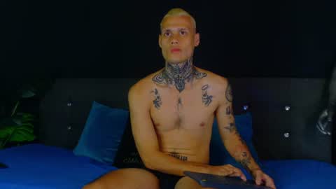 Stiven online show from 07-02-26, 01:28