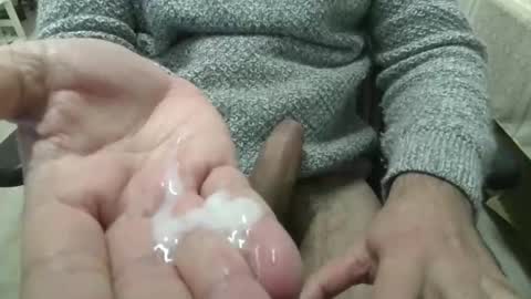 Snapshot of toumout222 chatting on 02-23-26, 07:00 toumout222 online show from 02-23-26, 07:00