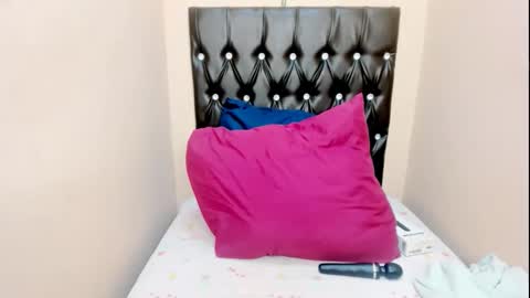 toxicfantasy4u online show from 03-30-26, 11:44