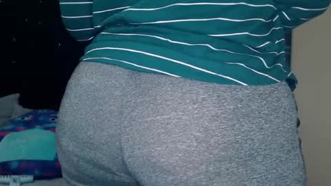 Lilly Miss Mistress Goddess Maam Queen Boss online show from 03-02-25, 10:56