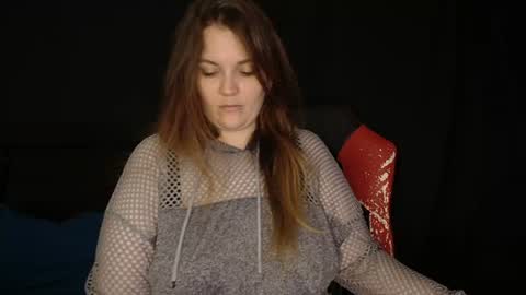 Snapshot of toxiclilly chatting on 07-12-26, 07:38 Lilly Miss Mistress Goddess Maam Queen Boss online show from 07-12-26, 07:38