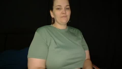 Snapshot of toxiclilly chatting on 07-18-26, 05:39 Lilly Miss Mistress Goddess Maam Queen Boss online show from 07-18-26, 05:39