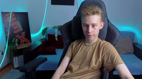 Max online show from 07-16-26, 11:16