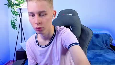 Max online show from 08-01-26, 12:59