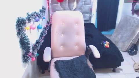 toxca69 online show from 11-28-25, 02:03