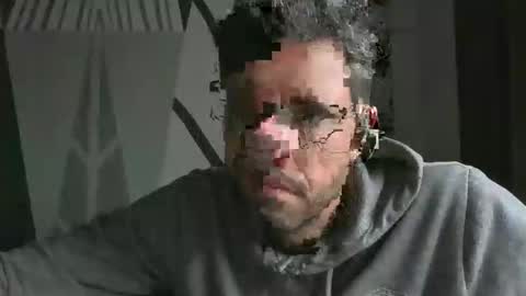 Snapshot of toyboy8883 chatting on 12-17-25, 10:10 toyboy8883 online show from 12-17-25, 10:10