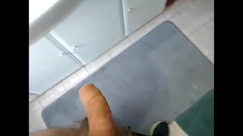 Snapshot of tra649167 chatting on 03-10-25, 11:42 tra649167 online show from 03-10-25, 11:42