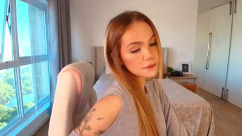 Snapshot of tracy_tay1or chatting on 07-02-26, 11:05 Tracy GMT2 Mon 3 AM - 4 PM Tue 3 AM - 4 PM Wed 3 AM - 4 PM Thur 3 AM - 4 PM Fri 3 AM - 4 PM online show from 07-02-26, 11:05