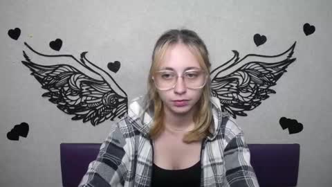 TracyLeeBB online show from 11-23-25, 12:05