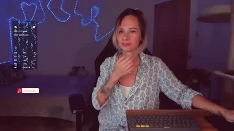 Hey my name is Kiri Kiri online show from 11-09-25, 04:38