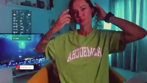 Hey my name is Kiri Kiri online show from 07-18-26, 06:56