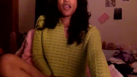 Snapshot of transamoure chatting on 11-17-25, 04:40 transamoure online show from 11-17-25, 04:40