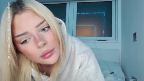 Snapshot of transaubrey chatting on 09-13-25, 07:35 aubrey 3 online show from 09-13-25, 07:35