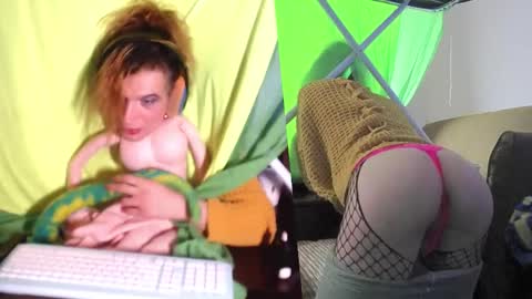 Snapshot of transaurus chatting on 12-20-25, 09:38 Valosaurus online show from 12-20-25, 09:38