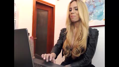 transexy8 online show from 01-31-25, 04:59