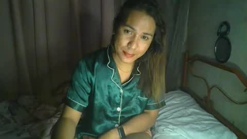 transhottie28 online show from 09-12-25, 08:09