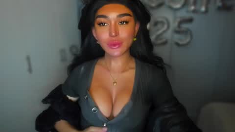 ALMIGHTY GODDESS VALENTINA online show from 01-01-25, 05:44