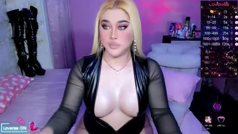 Snapshot of transsalawahan chatting on 02-04-26, 02:45 BELLA online show from 02-04-26, 02:45