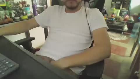 Snapshot of traveler_92 chatting on 12-19-25, 08:16 traveler_92 online show from 12-19-25, 08:16