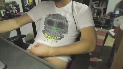 Snapshot of traveler_92 chatting on 03-02-26, 02:47 traveler_92 online show from 03-02-26, 02:47