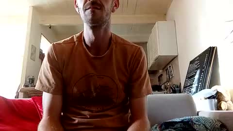 traveler_of_pleasure online show from 11-04-25, 08:35