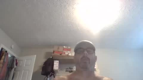 Snapshot of travelingman53 chatting on 02-16-26, 08:38 Travelingman53 online show from 02-16-26, 08:38