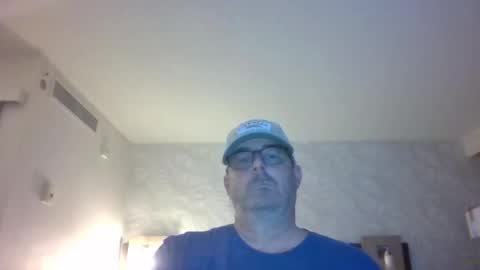 Snapshot of travelingman53 chatting on 04-07-26, 12:11 Travelingman53 online show from 04-07-26, 12:11