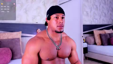 Travis online show from 12-14-25, 01:22