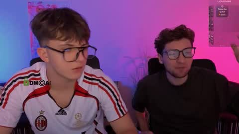 Travis online show from 12-20-25, 08:05