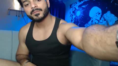 Snapshot of travisandnina chatting on 02-22-26, 08:40 travisandnina online show from 02-22-26, 08:40