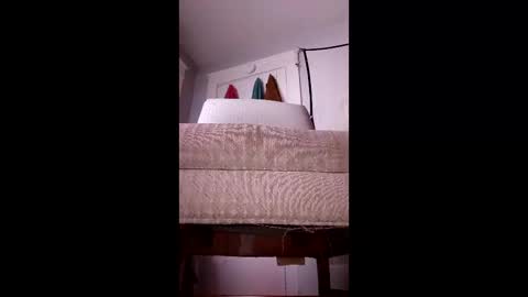 Snapshot of travism211 chatting on 03-08-26, 03:21 travism211 online show from 03-08-26, 03:21