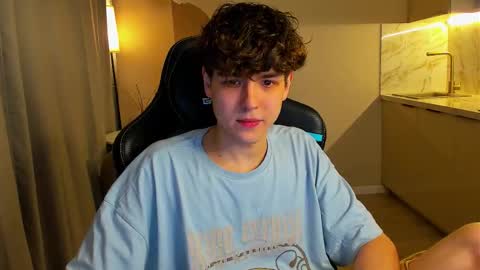 travisrivas online show from 10-15-25, 03:56