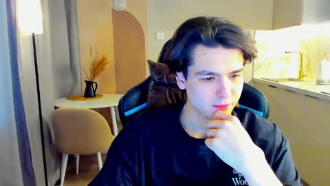 travisrivas online show from 03-29-26, 01:22