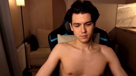 travisrivas online show from 06-22-26, 02:13