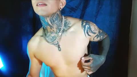 TRAV - INDEPENDENT MODEL online show from 01-11-25, 10:07