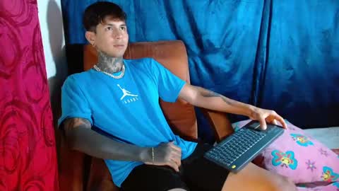 TRAV - INDEPENDENT MODEL online show from 02-08-25, 10:19