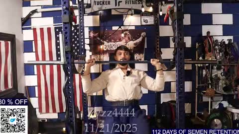 Snapshot of travonidas chatting on 11-21-25, 02:16 Greek God online show from 11-21-25, 02:16