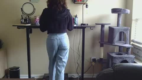 Snapshot of treadmillprincess chatting on 04-17-26, 08:01 treadmillprincess online show from 04-17-26, 08:01