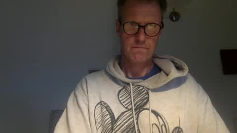 trebo00788 online show from 03-22-26, 04:43