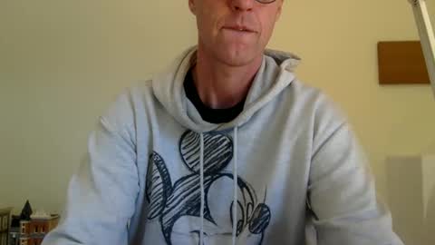 trebo00788 online show from 04-25-26, 07:55