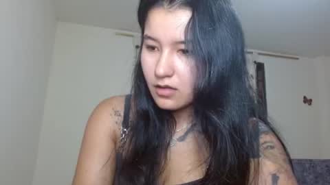 Snapshot of trebol_4 chatting on 06-11-26, 03:54 trebol_4 online show from 06-11-26, 03:54
