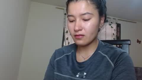 Snapshot of trebol_4 chatting on 07-12-26, 06:43 trebol_4 online show from 07-12-26, 06:43