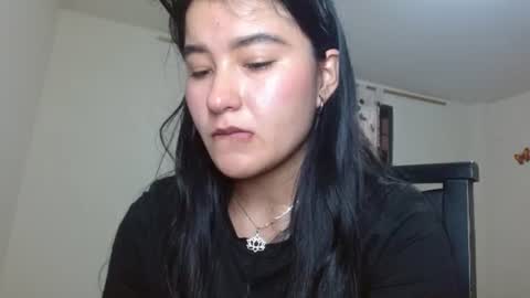 Snapshot of trebol_4 chatting on 07-27-26, 06:37 trebol_4 online show from 07-27-26, 06:37